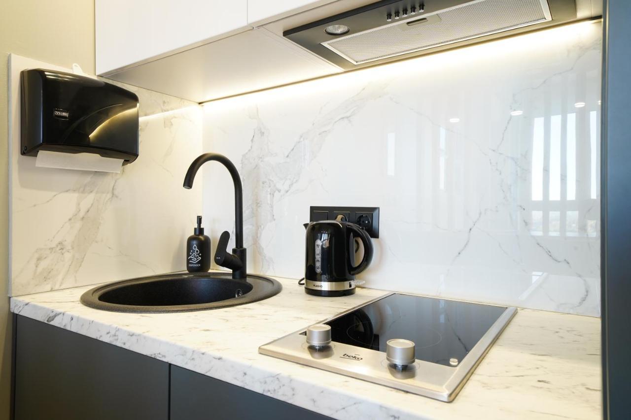 Myfreedom Апартаменти Метро Почайна, Оболонь Kiev Exteriör bild